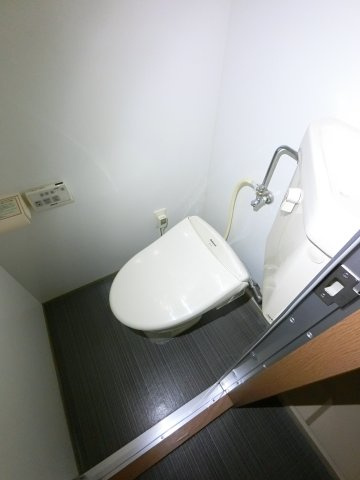 オーキッドレジデンス千葉中央のトイレ