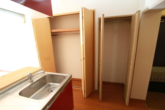 メゾン29　フルリノベーション済　南東角部屋　ネット0の収納