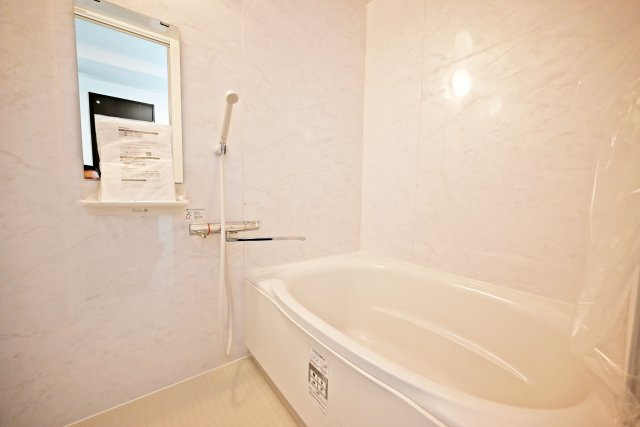 GSハイム第弐江坂の浴室|一日の疲れもゆったりと癒せるゆとりある広さのバスルームです◎
