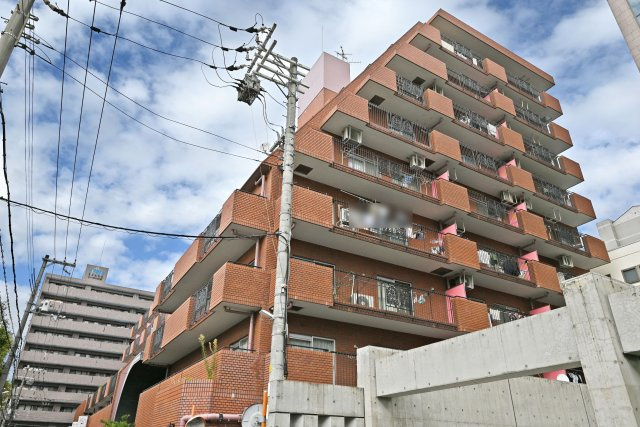 GSハイム第弐江坂の外観|飲食店などの周辺施設も豊富で生活至便立地です◎2025年10月室内リフォーム済で室内大変美麗です！皆様からのご連絡を心よりお待ちしております。