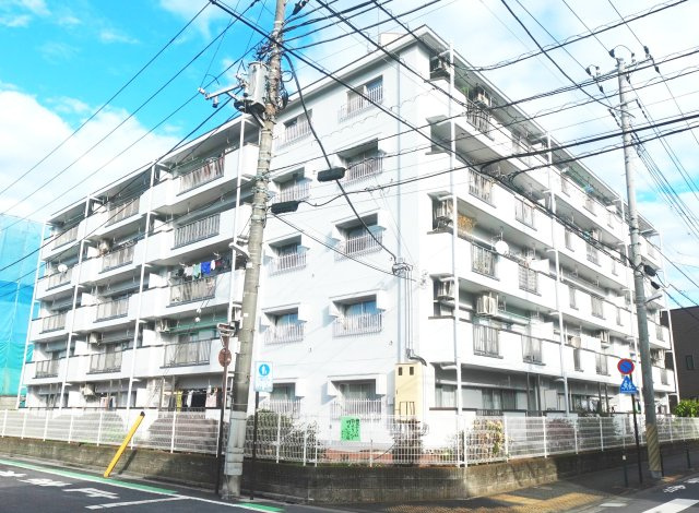 綾瀬ファイナンスの外観