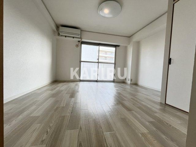 雅叙園ハイツの洋室