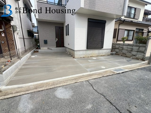 山陽「藤江」駅徒歩4分・南向き4LDK　藤が丘2丁目の駐車場