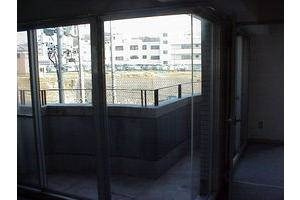 イーストガーデンポプラ館のバルコニー