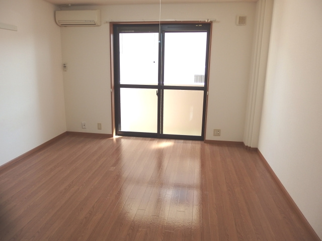 リバーサイド鳥居の居間・リビング