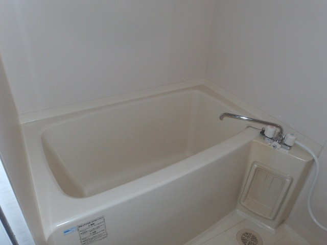 コメルスＶの浴室