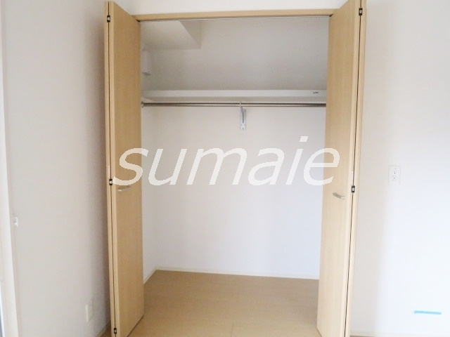 ソワーニュの収納|リビングのクローゼット☆