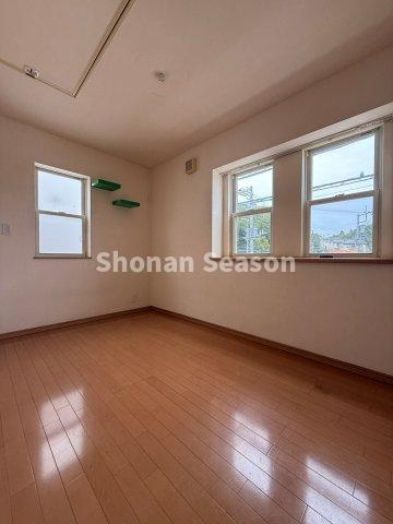 【洋室】 | 子ども部屋や主寝室など多用途にご利用可能な洋室◎