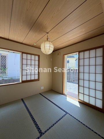 【和室】 | そのまま横になってくつろげる柔らかな畳の和室付き◎　　　　　　　　
ヨガなどのリラックスにもピッタリ♪