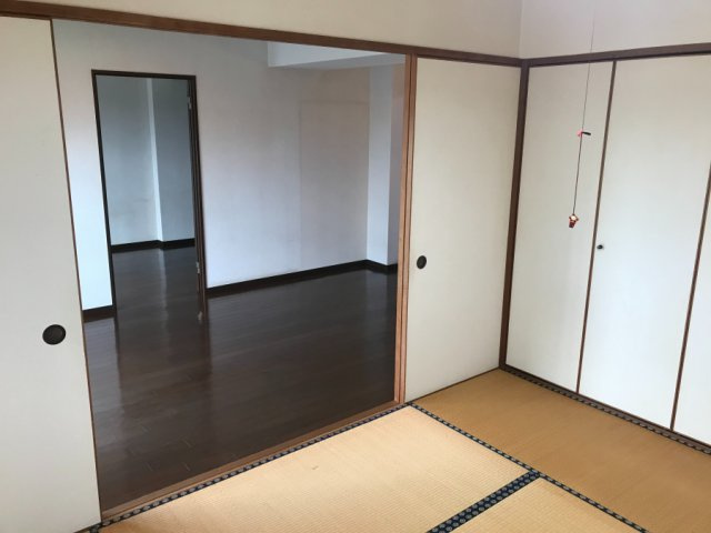 アービス城ケ崎の居間・リビング