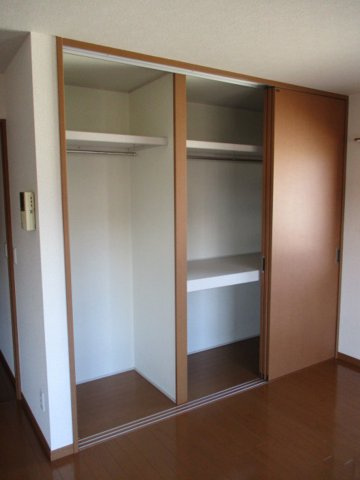 【収納】 | 三島市南町 売三棟マンション ES05907 | 三島市南町　収納一例（2棟目）