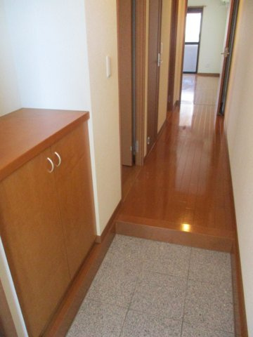【玄関】 | 三島市南町 売三棟マンション ES05907 | 三島市南町　玄関一例（3棟目）