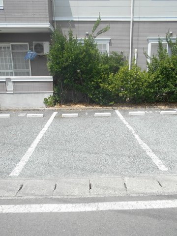 シャンブル・アロリＡの駐車場|駐車場