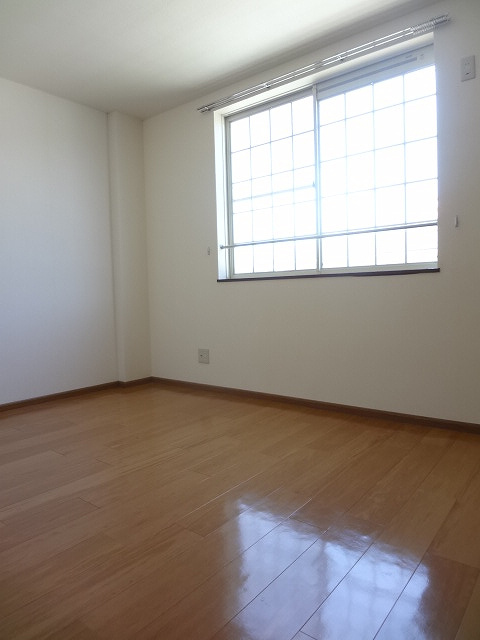 シャンブル・アロリＡの内装|居室・リビング