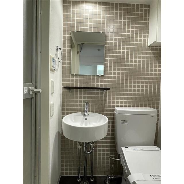 ロネスタＲ文京護国寺の洗面所