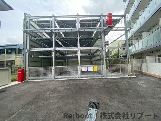 エヌステージ西船橋市川の駐車場