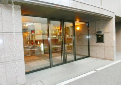 【エントランス】 | ルーブル都立家政参番館