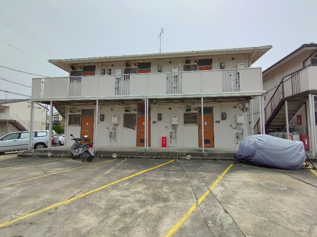 エレガンスハイツ金子の外観