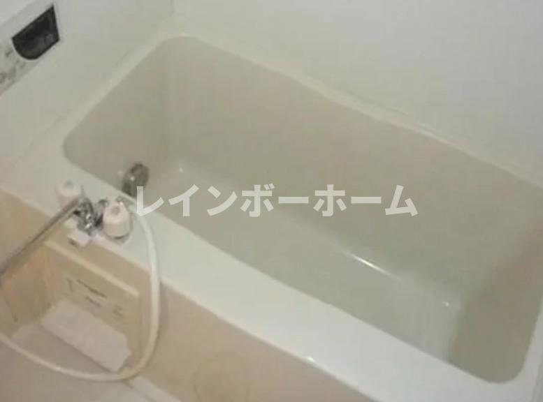 ヘブンリーブルーJの浴室