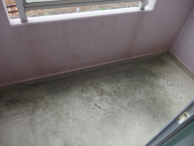 第２マンション鈴木（Ａ，Ｂ）のバルコニー