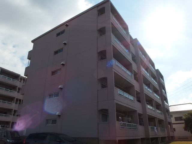 第２マンション鈴木（Ｃ，Ｄ，Ｅ，Ｆ）の外観