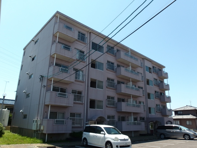 第２マンション鈴木（Ｃ，Ｄ，Ｅ，Ｆ）の外観