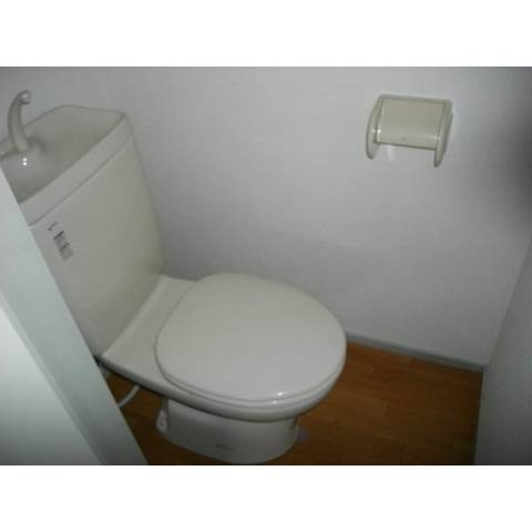 第２マンション鈴木（Ｃ，Ｄ，Ｅ，Ｆ）のトイレ