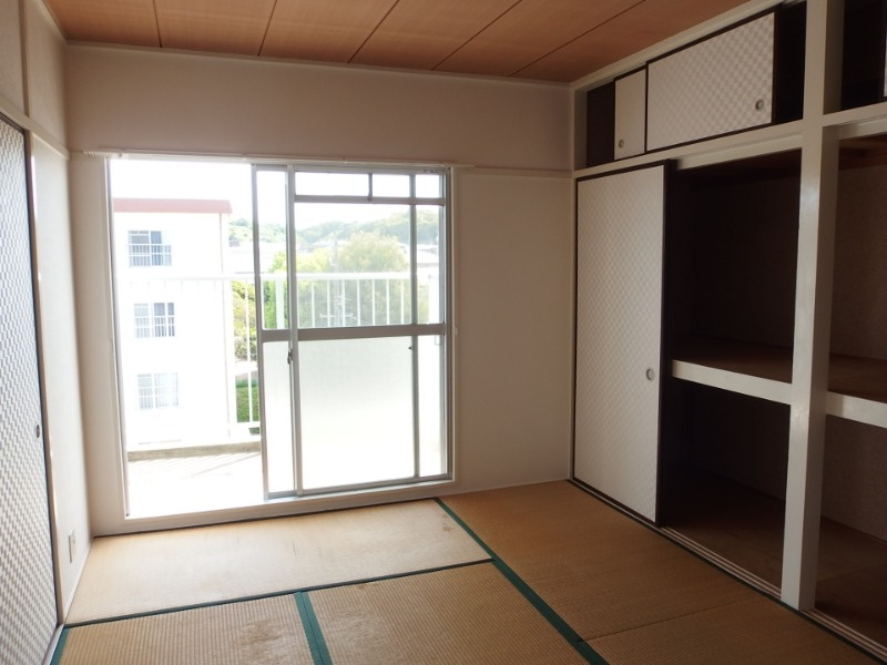 第２三浦ハイツの和室