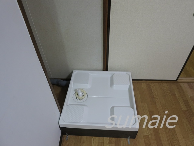 第二星野コーポの設備|洗濯機置き場です☆