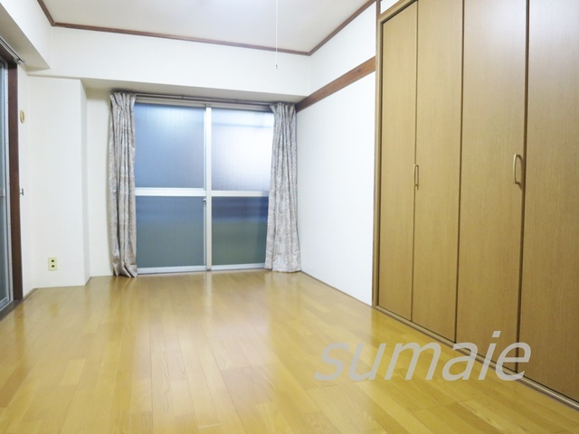 第二星野コーポの寝室|リビングです☆彡