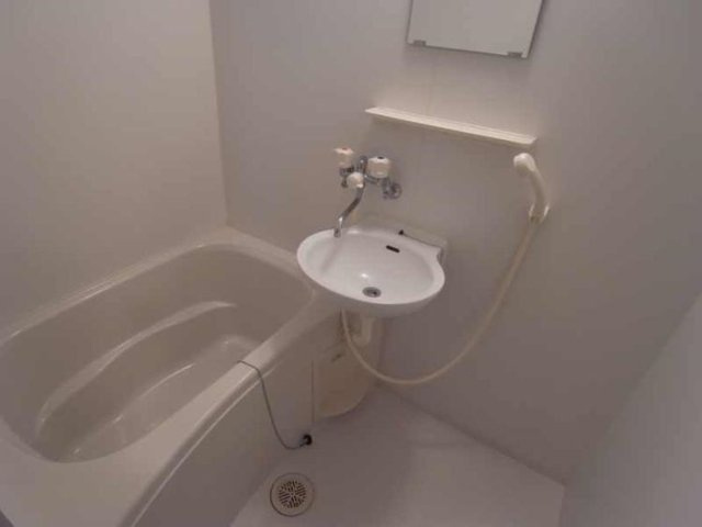 メインステージ飯田橋の浴室|浴室乾燥機能付き※別室参考写真です。