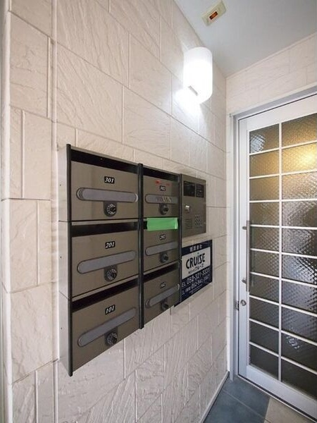 ソリッド筒井　名古屋市賃貸　仲介手数料無料のエントランス