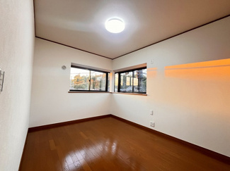 【洋室】 | 座間市栗原中央5丁目 中古戸建て | 2面採光：北側洋室6帖