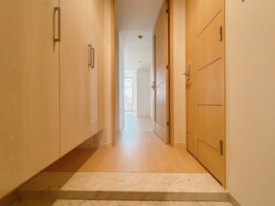 【玄関】 | スペーシア三軒茶屋弐番館