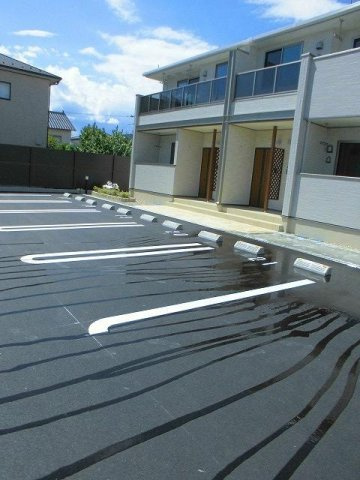 ヴィッラ・フジヤ　Ⅴの駐車場