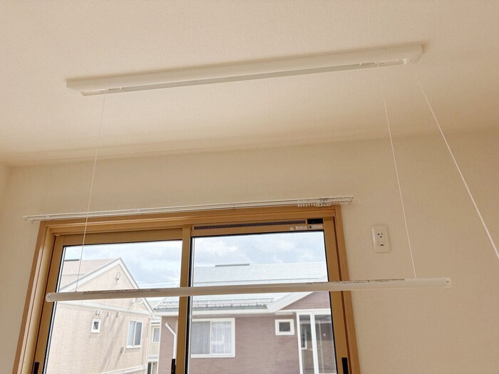 メゾンクオーレ Ａ|室内物干し