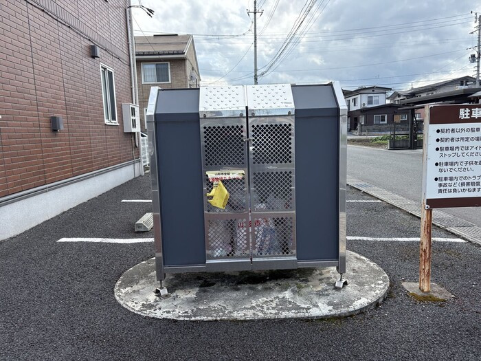 メゾンクオーレ Ａ|ゴミステーション