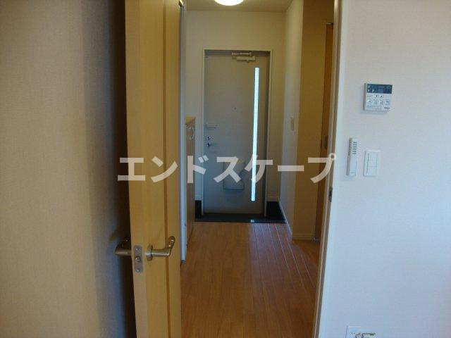 レフィナードの内装|廊下
高崎、前橋のお部屋探しはエンドスケープまで！お客様の理想お聞かせ下さい♪
