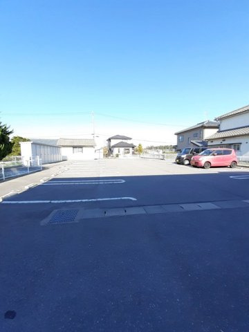 グラン・シエルの駐車場