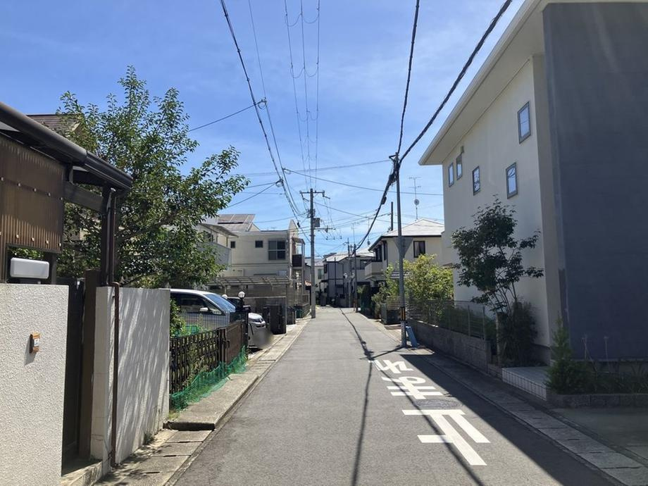 甲風園3丁目土地の前面道路含む現地写真