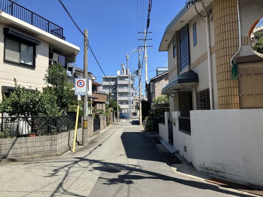 甲風園3丁目土地の前面道路含む現地写真