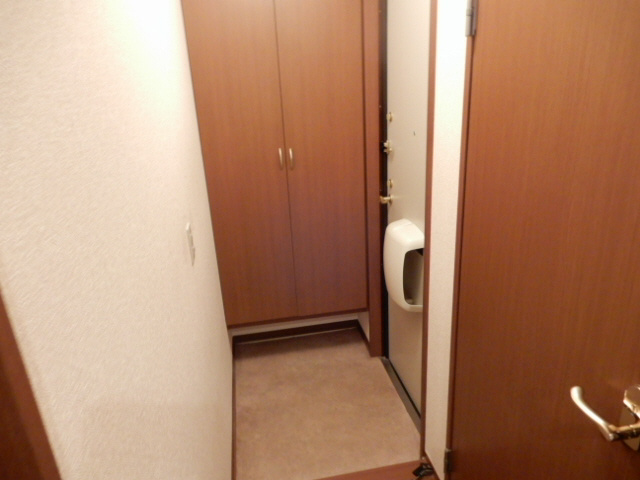 エル　ビエントの玄関