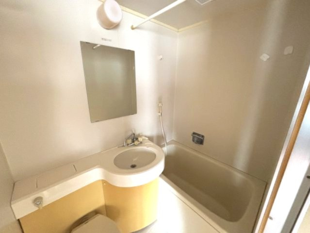泉マンションの浴室