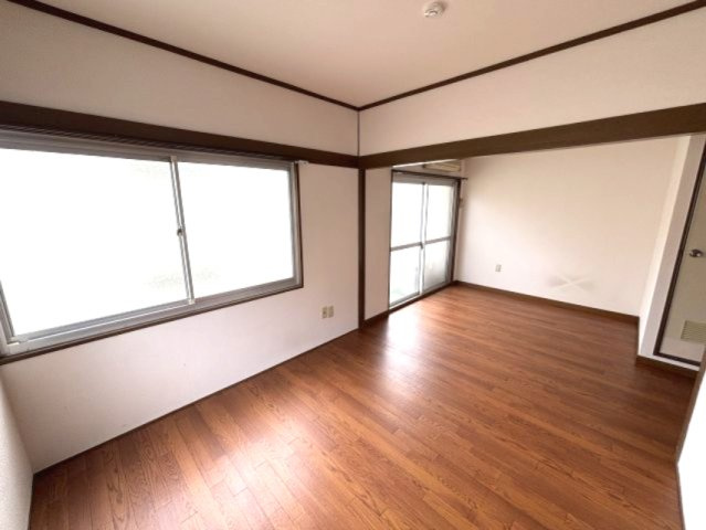 泉マンションの寝室