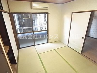【寝室】 | 光生ビル | 開放的な寝室です