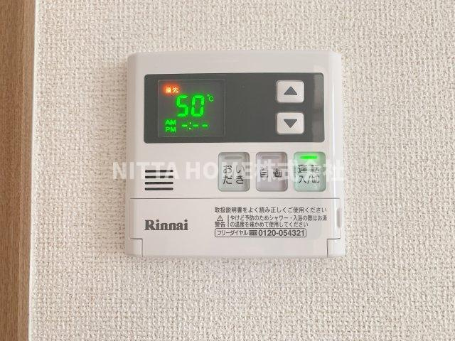 アップルハウスのその他共用部分|給湯器のスイッチです☆