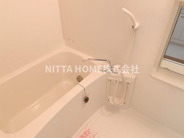 アップルハウスの浴室|追い焚き機能付きのバスルームとなります＊