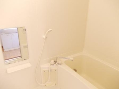 【浴室】 | オークレイコートⅡ | お風呂です
