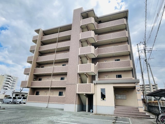 サンサンフラワー菊陽の外観