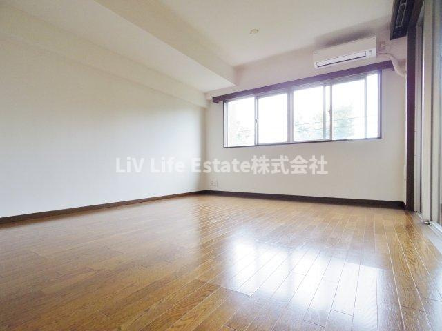 ダイアパレス　プロヴァンシア武蔵境の居間・リビング